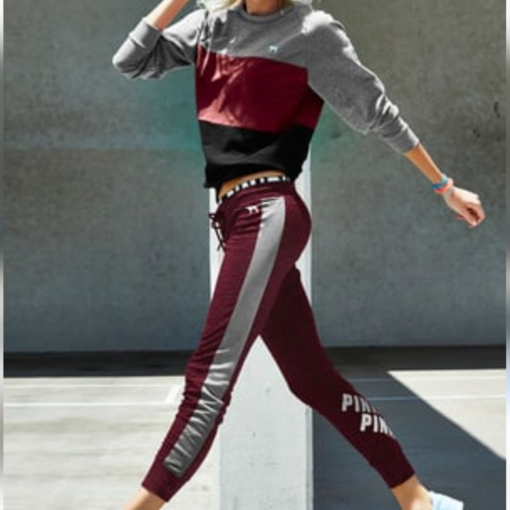 SET PINK VICTORIA’S SECRET  SWEATERSHIR AND PANTS GOOD CONDITION